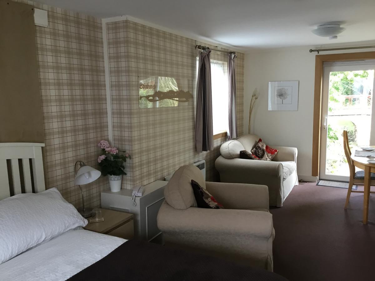 Ingleneuk Bed And Breakfast EDI Buitenkant foto